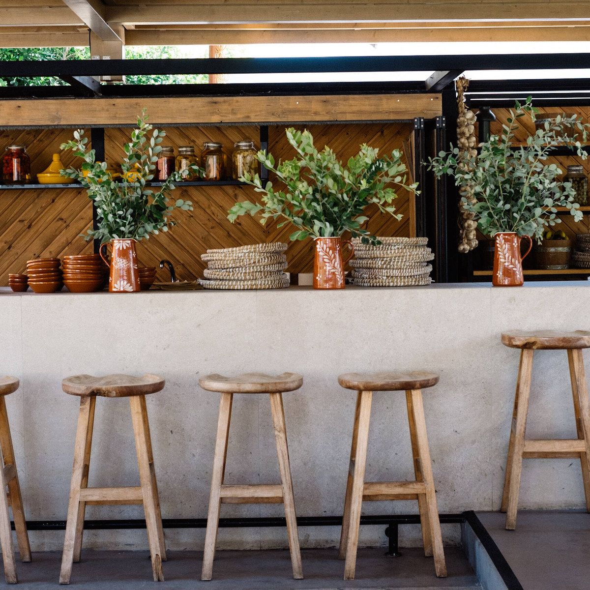 The poolside communal table at Mezze